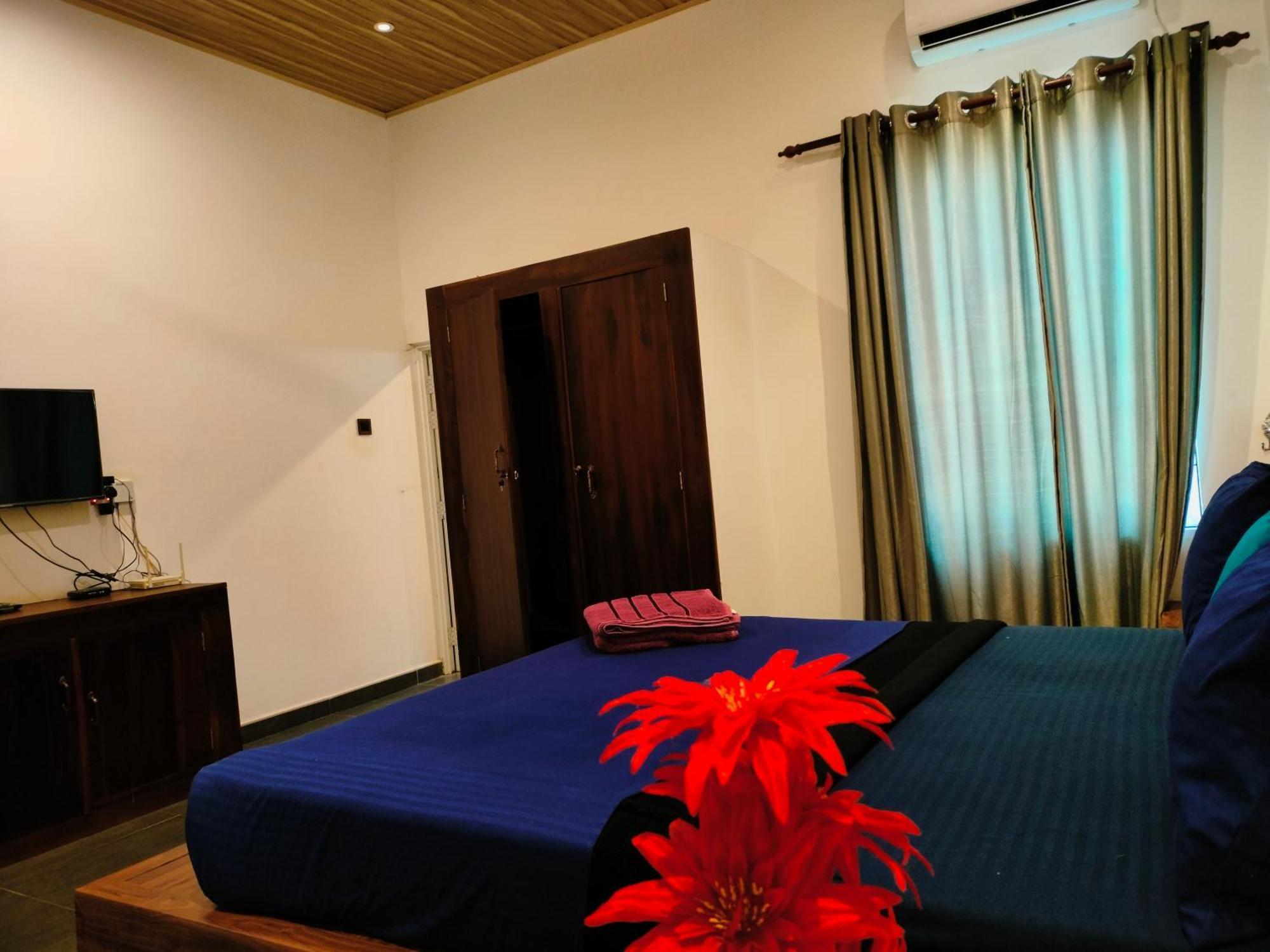 Taj Residence Puttalam Exterior foto